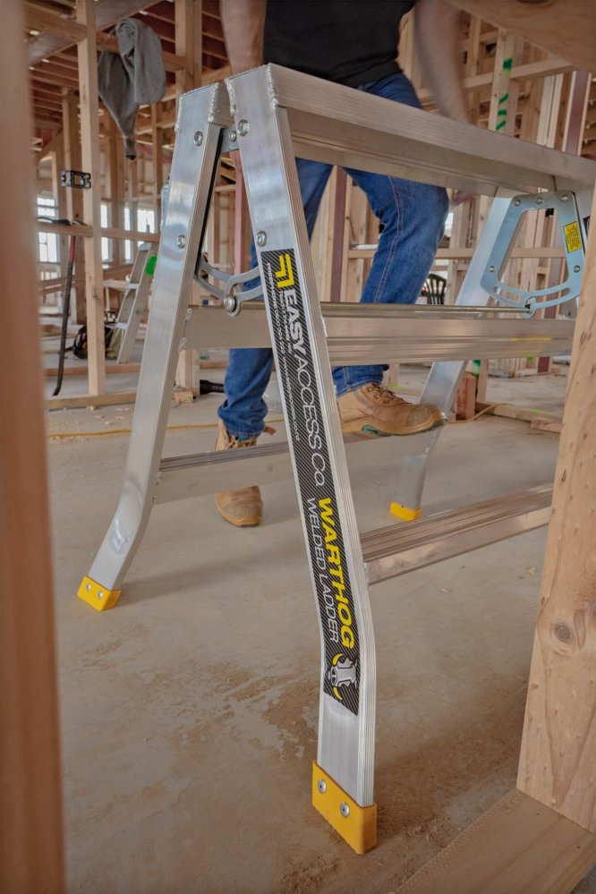 Step Ladders HeavyDuty Wide Step Ladders Astrolift